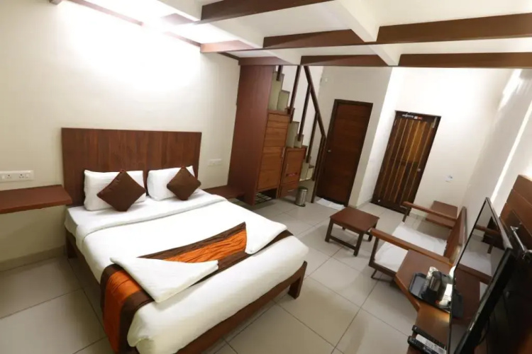 Raj Residency Hotel