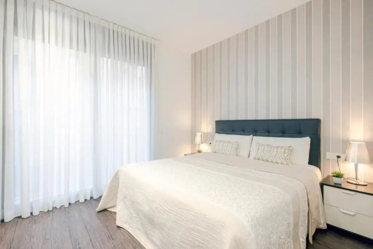 Bas Apartments