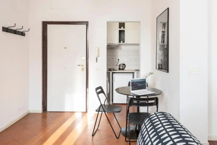 White Flat Termini