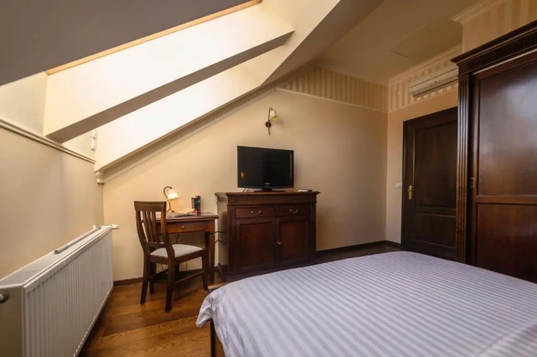 1 Bedroom Standard Apartment