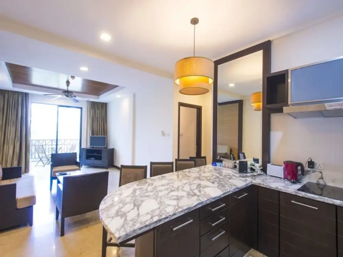 Family Suite with pool view