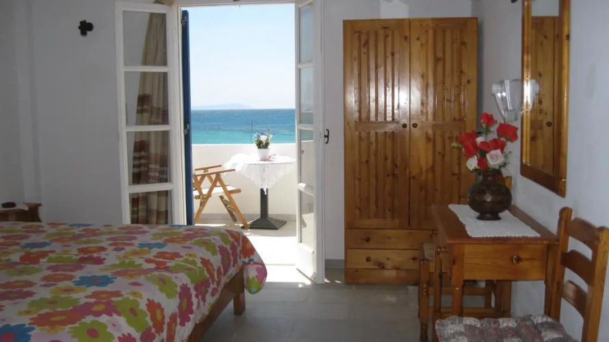 Aronis Plaka Naxos