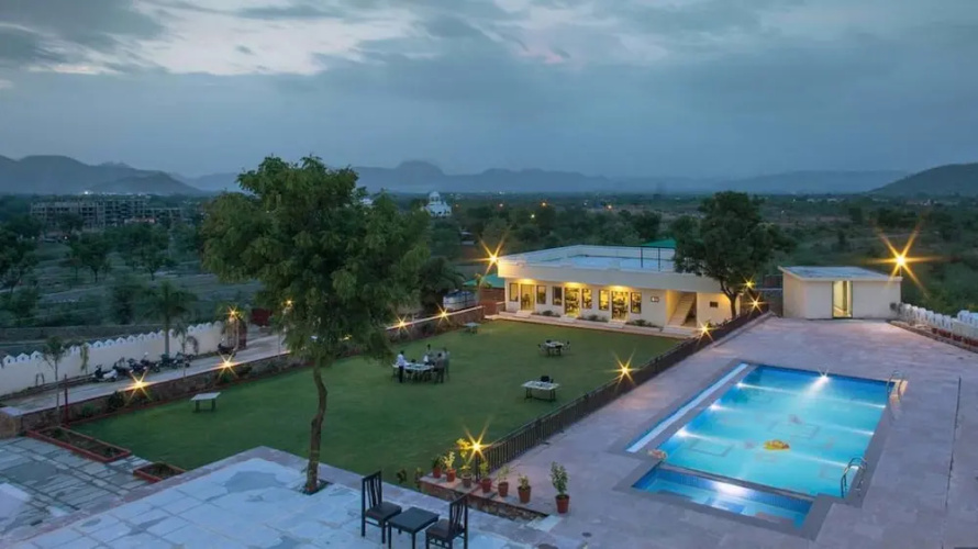 Hill Garden Retreat