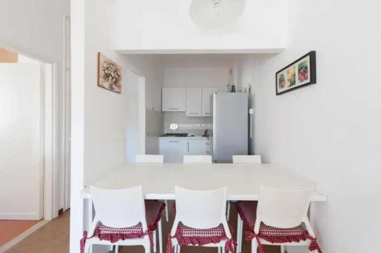2 Bedrooms Apartment with sea view