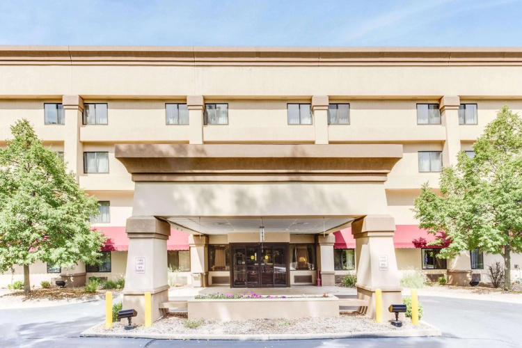 Kalamazoo Hotel - Portage, MI