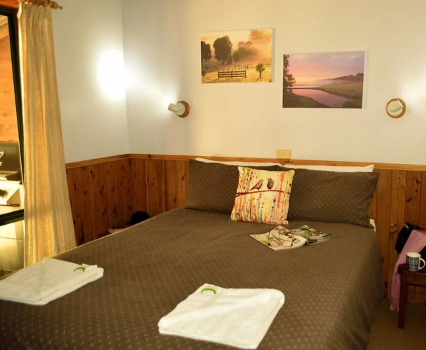2 Bedrooms Cottage