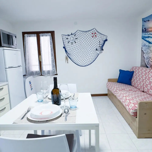 Alicetta Apartment by Ca-sa Check