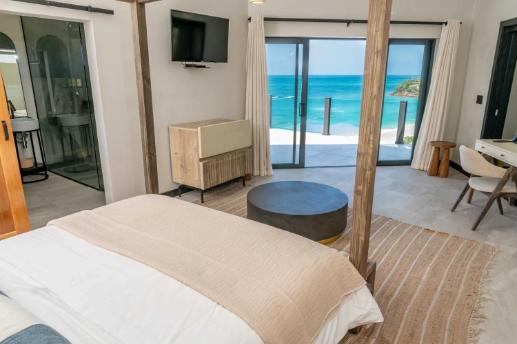 Standard room with sunset view