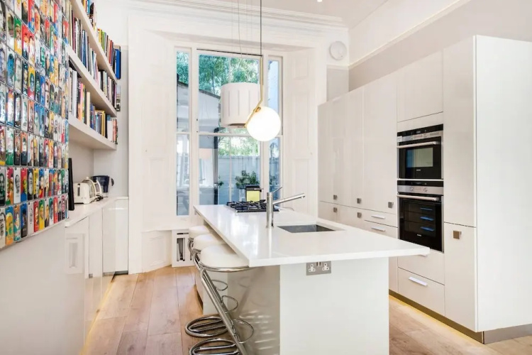 Bright and Spacious 2 bed Flat in Notting Hill