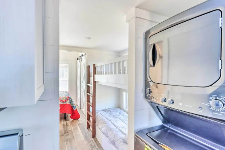 Tiny Home Retreat w/ Fire Pit ~ 3 Mi to Lake!