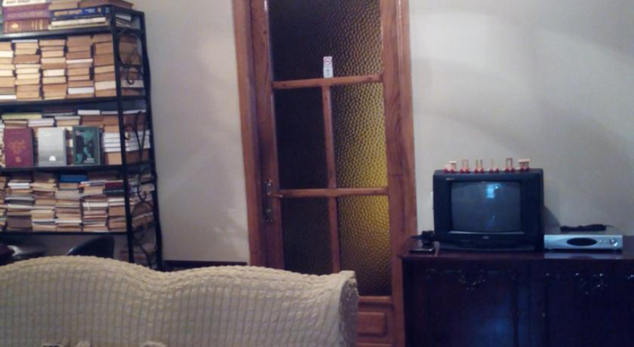 Gulo's guest house