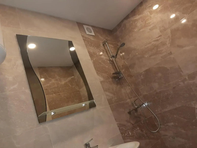 Lux Apartment Вокзал. Надежды Алексеенко 30