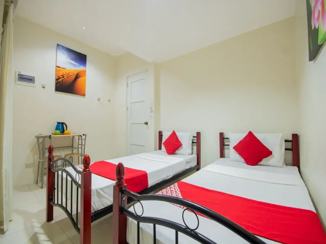 OYO 707 908 Salinas Suites