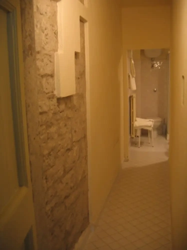 Single Apartment