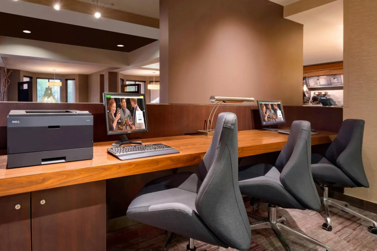 Courtyard by Marriott Akron Fairlawn