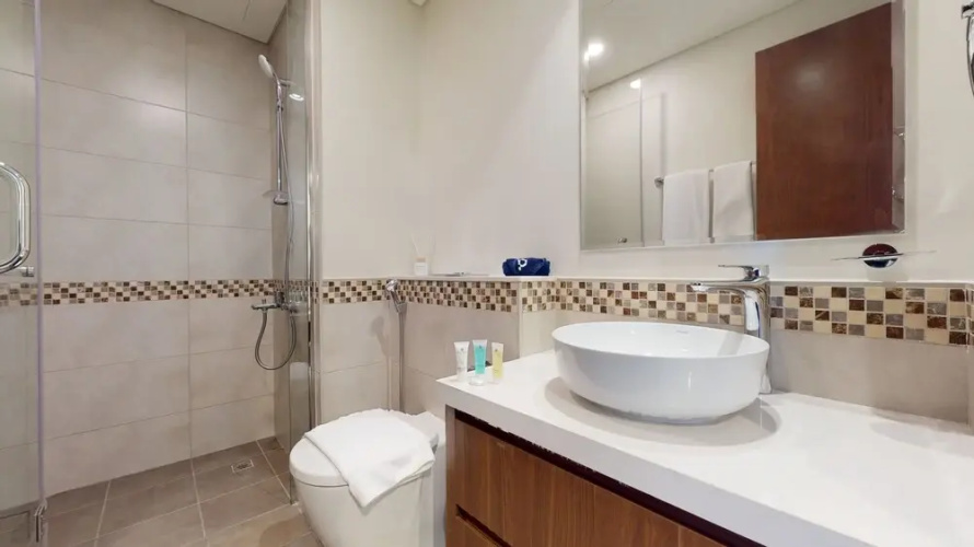 1016 Vera Residences