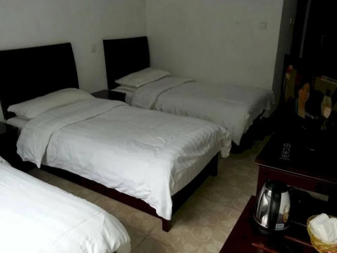 Tiyunling Hotel