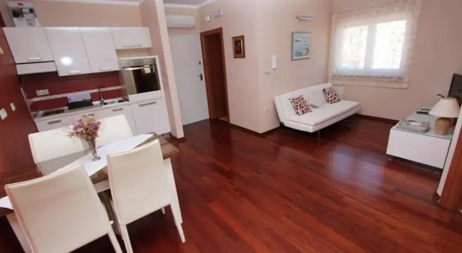 Apartment Gaga 98