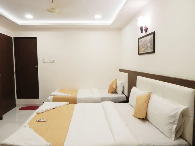 Alfa Grand by FabHotels