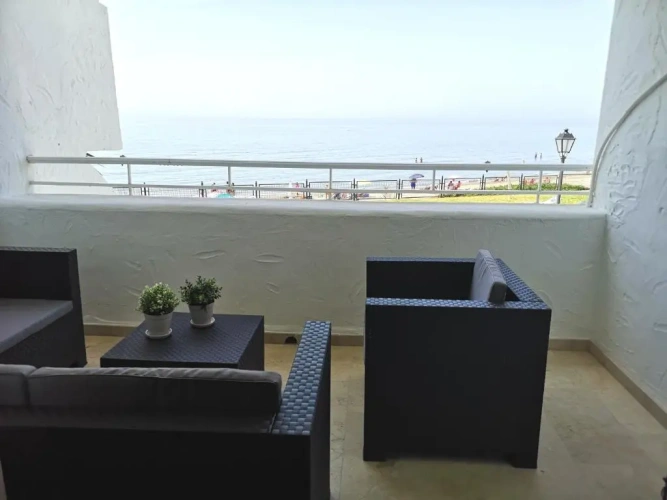 3 Bedrooms Apartment
