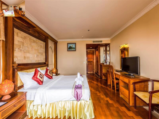 Blue River Hotel