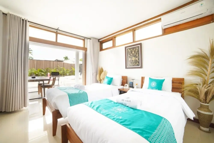 2 Bedrooms Villa