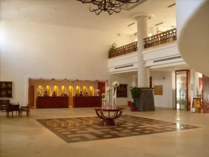 Kaiping Central Hotel