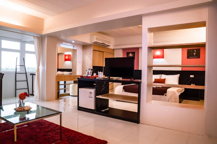 The One Hotel