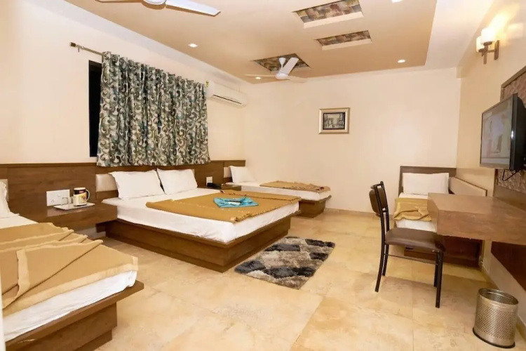 Hotel Sai Suraj Park