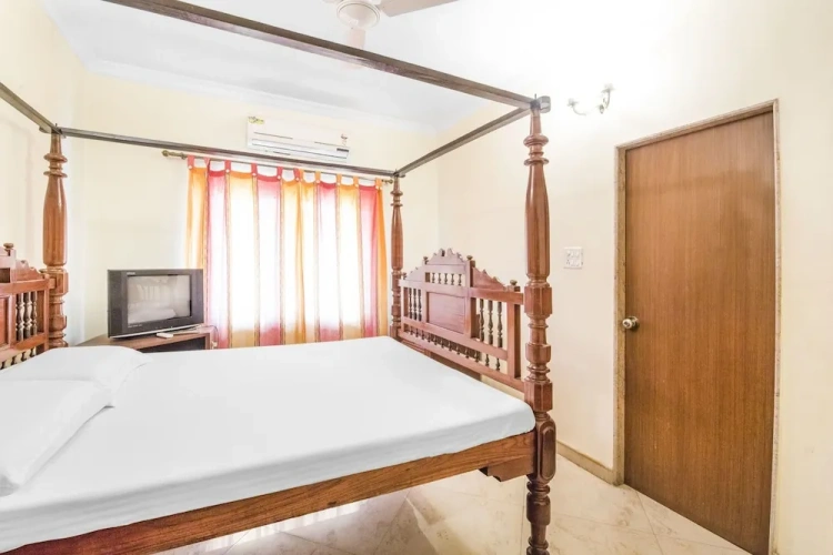 4 Bedrooms Comfort Cottage