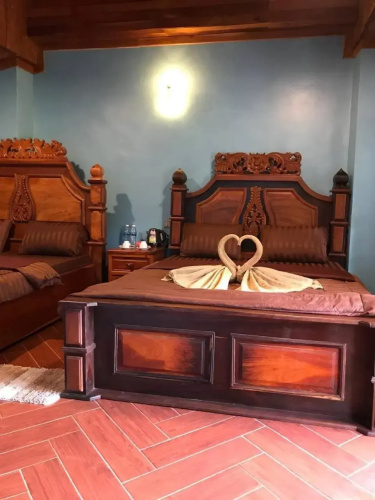 Gibbon Lodge