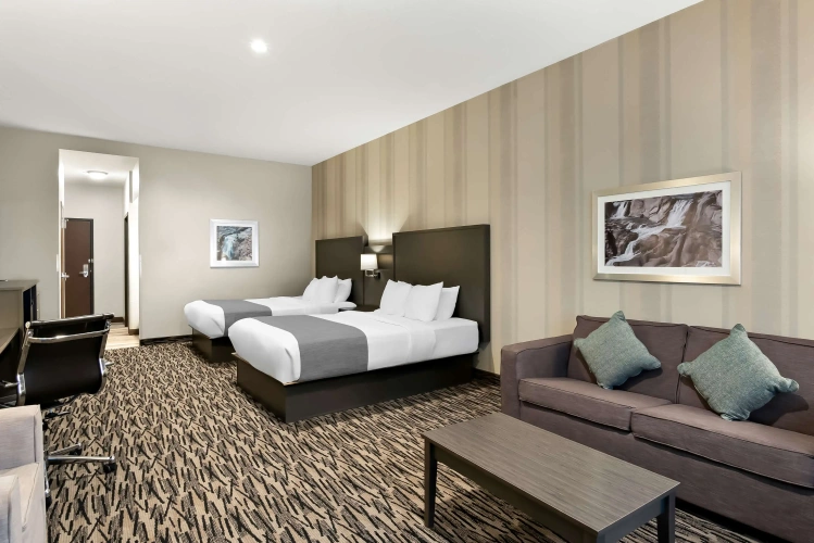 Standard Quadruple room