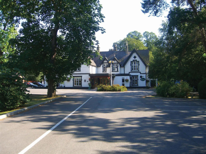 Cross Lanes Hotel