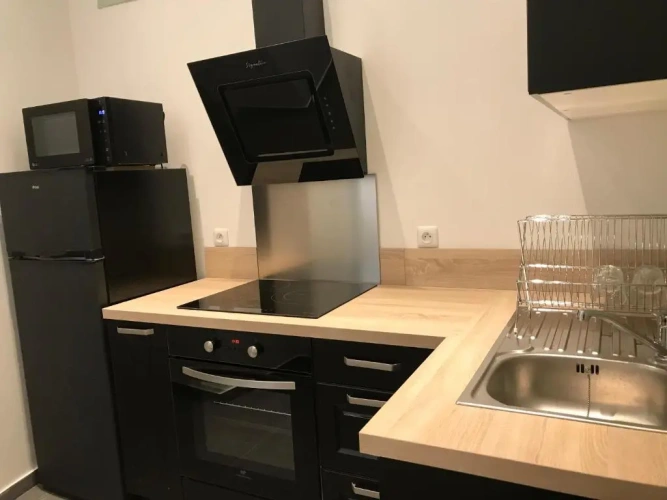 1 Bedroom Apartment