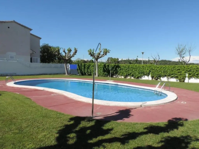 3 Bedrooms Villa