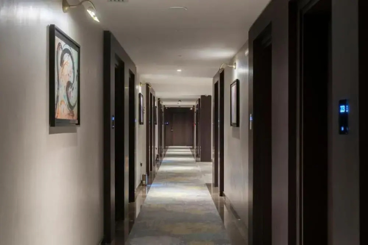 Gardino Hotel & Residence