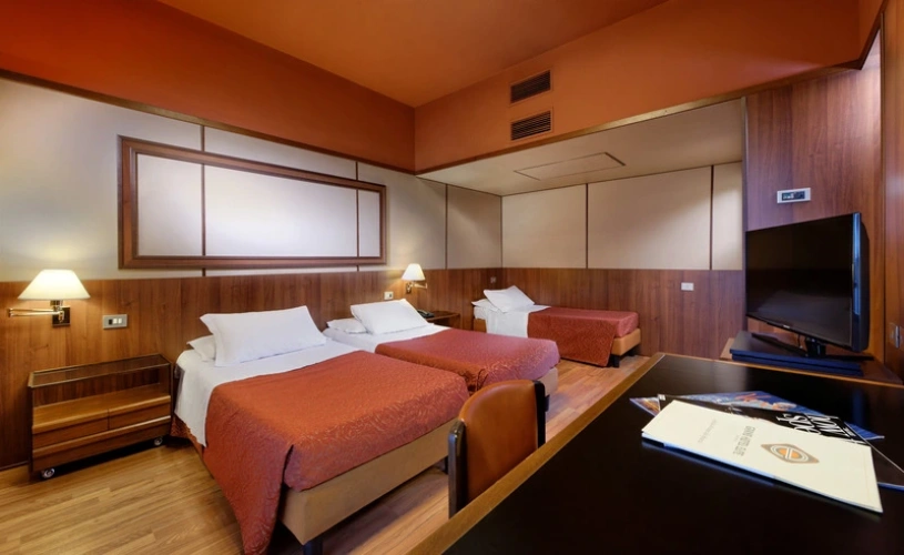 Triple room