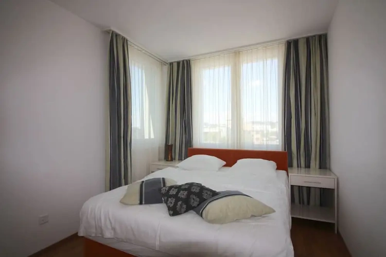 1 Bedroom Deluxe Apartment