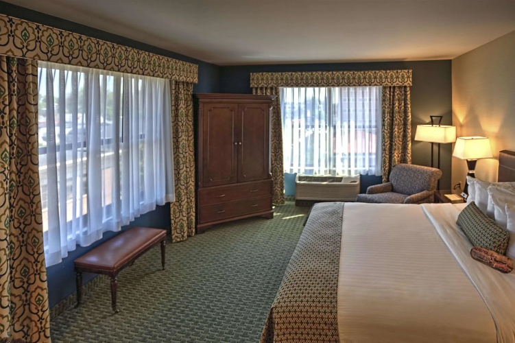 Hotel Warner