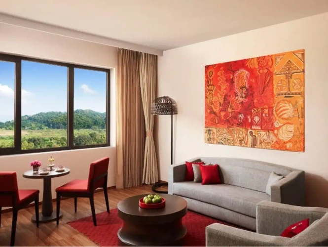 Premium Double Suite with city view