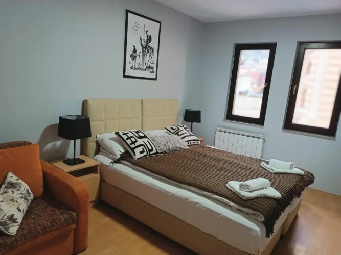 Standard Triple room