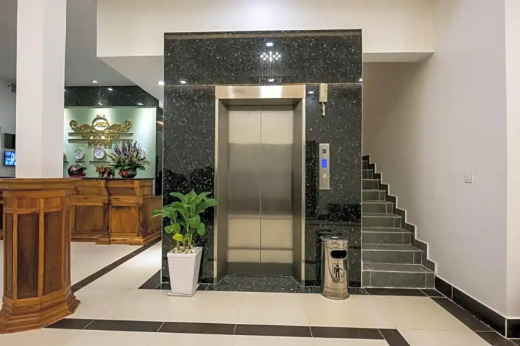 NKS Hotel