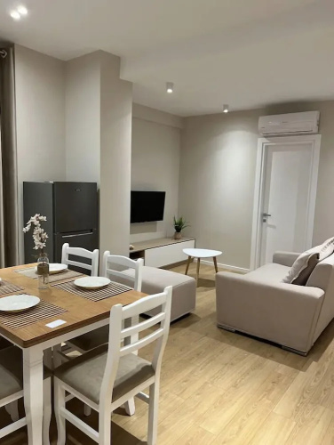 Deluxe 2 Apartment