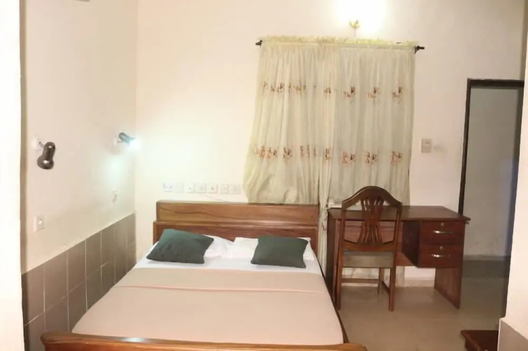 Liz Ani Hotel