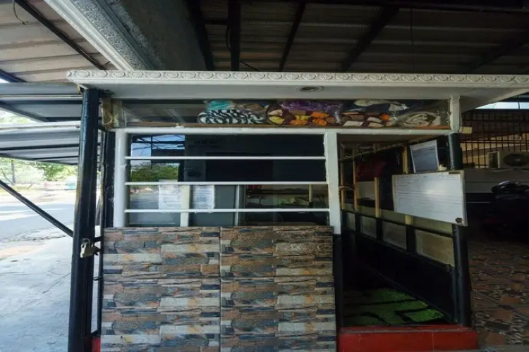 OYO 93132 Modom Homestay