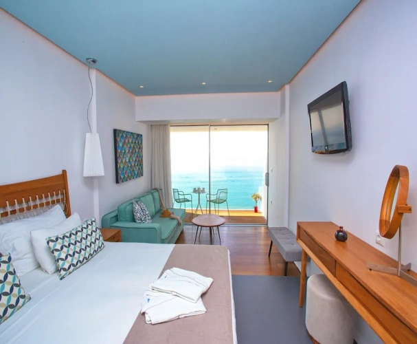 Superior Suite with balcony and with sea view