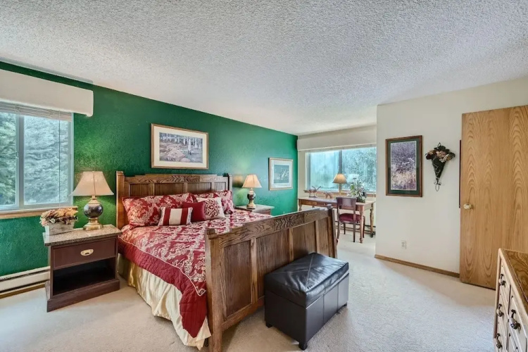 122 Cinnamon Ridge 2 Bedroom Condo by RedAwning
