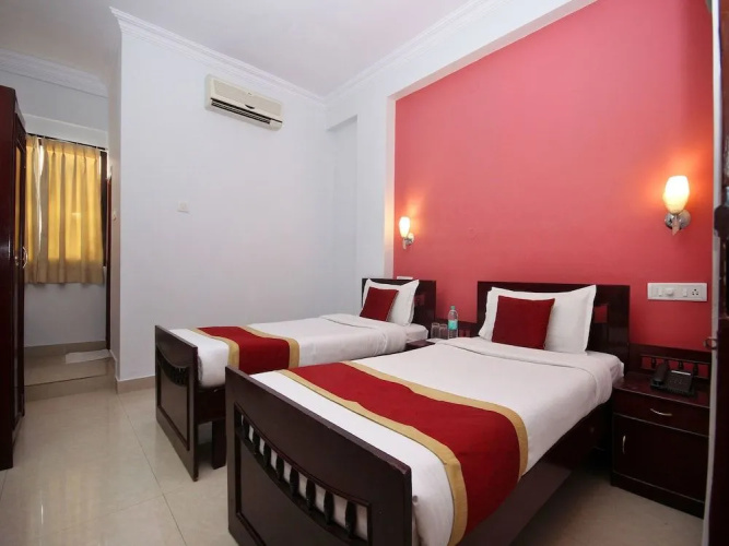 OYO 5340 SR Legend Inn