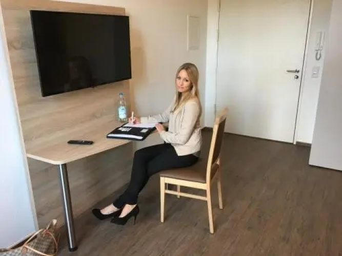 Businessinnde