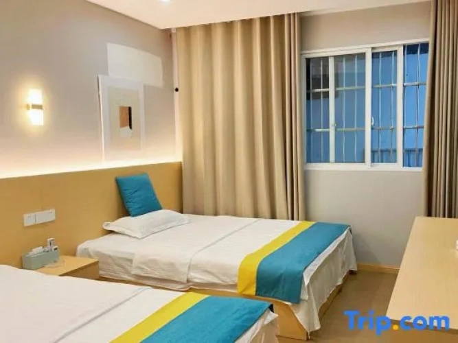 Standard Twin Family room